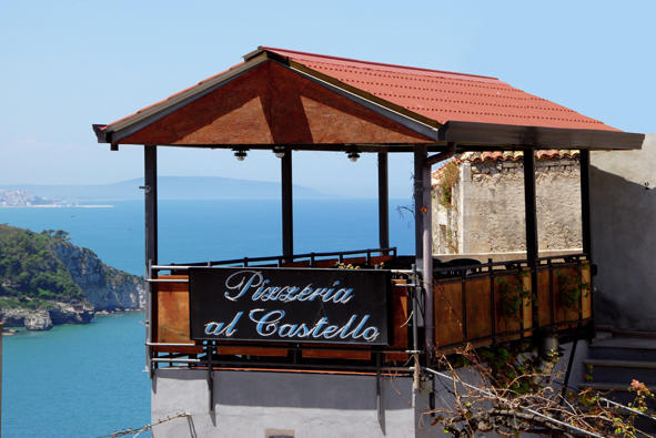 Locanda Al Castello Peschici Bagian luar foto