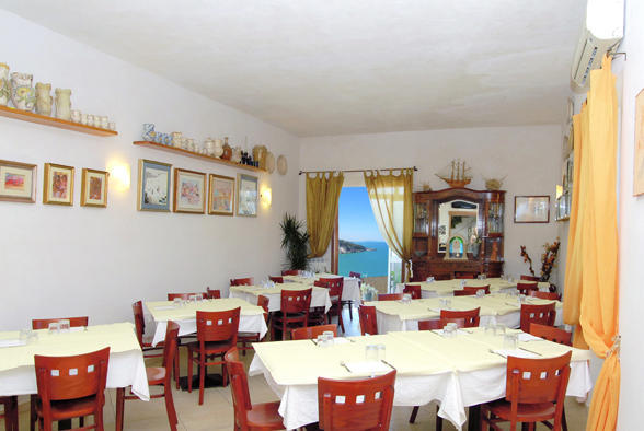Locanda Al Castello Peschici Bagian luar foto