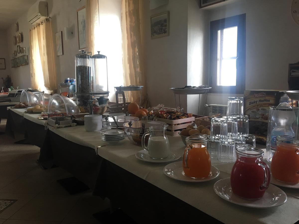 Locanda Al Castello Peschici Bagian luar foto